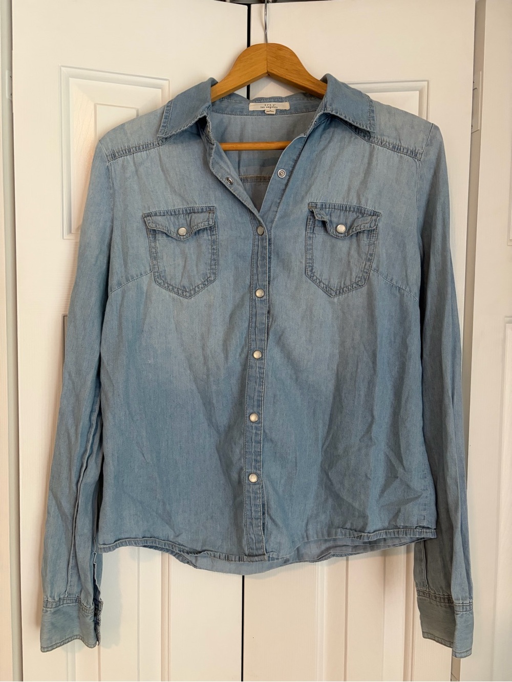 Light Blue Denim Shirt with Pearlescent Buttons